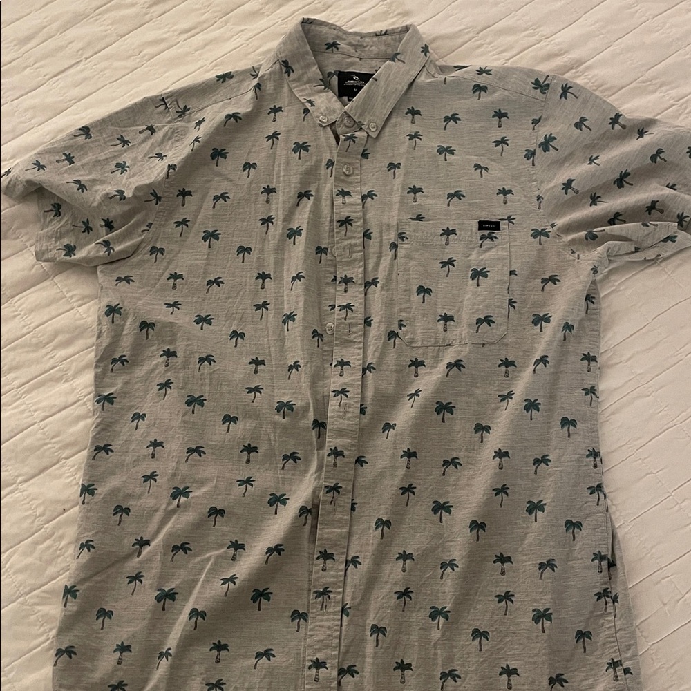 Rip Curl men’s Palm Tree Button-Up Shirt